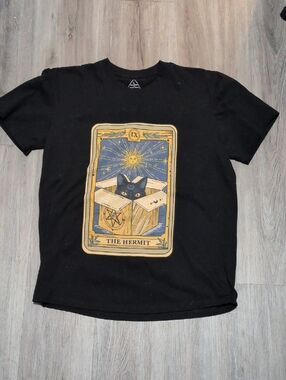 Tarot Card The Hermit Black Cat Tee Shirt Unisex Sz L NWOT